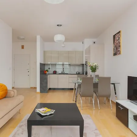 Dzielna Wola By Renters Warsaw